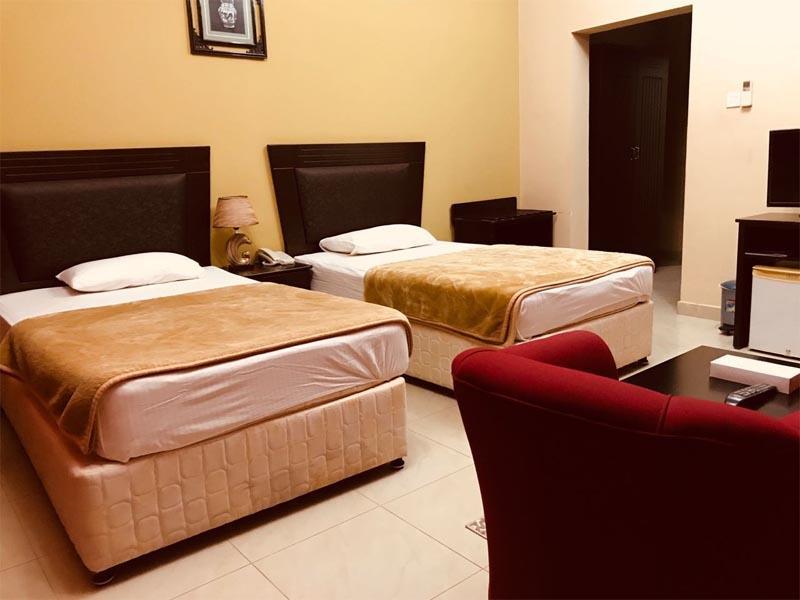 الشارقة Al Amwaj Hotel المظهر الخارجي الصورة