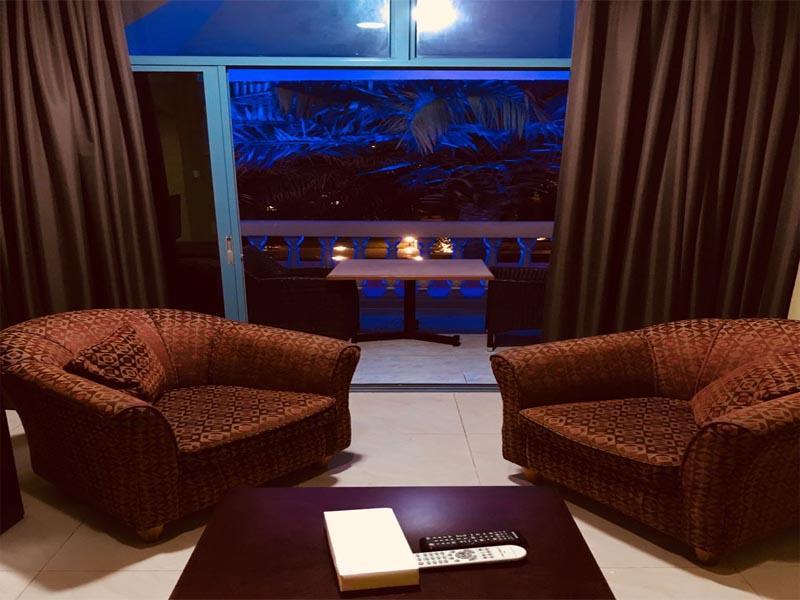 الشارقة Al Amwaj Hotel المظهر الخارجي الصورة